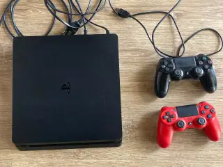 PS4 Slim inkl controllere og spil