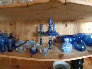 Diverse blå glasting / glaspynt