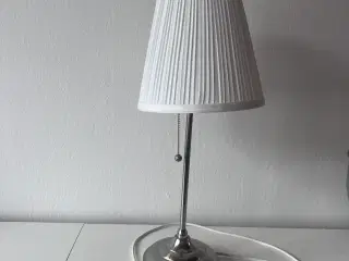 Klassisk Bordlampe 