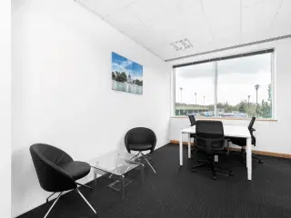 Privat kontorplads til 3 pers. i Regus Amager