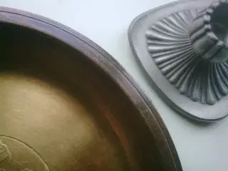 Bronce eller tin = vintage eller retro SKÅL i lys