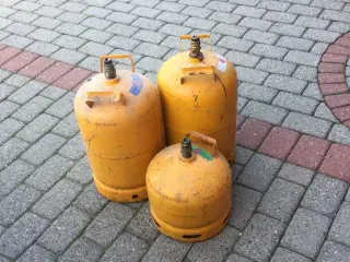 Gasflasker 2 styk 11 kg samt en 5 kg