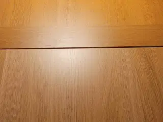 Spisebord i eg