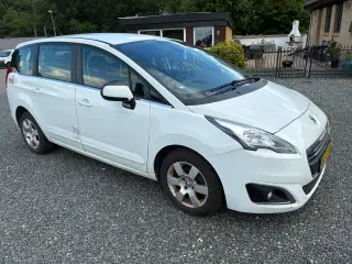Peugeot 5008 Van 1.6 HDI årg 2014