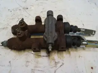 John Deere 9780 Hydraulikventil AH155831