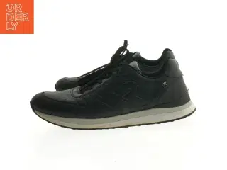 Sorte sneakers