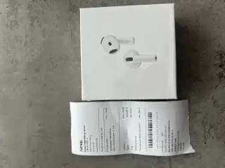 Helt nye airpods gen 4 med kvittering 