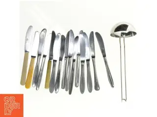 Suppeske og knive (str. 29 x 6 cm)