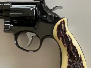 Revolver Smith & Wesson