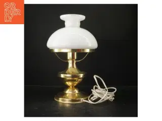 Bordlampe i messing fra IKEA (str. 35 cm)