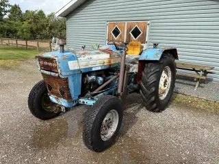 Ford 2000 3 cyl diesel