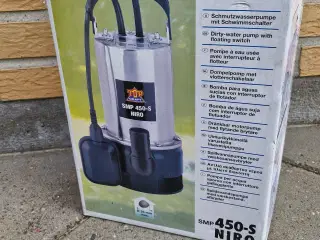 Dykpumpe med flydekontakt