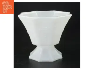 Hvid opaline mælkeglas skål I presset glas (str. 13 x 15 cm)