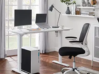 Skrivebord med hæve sænke funktion