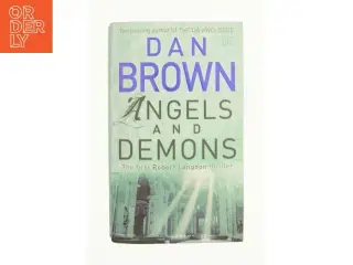 Angels and Demons by Dan Brown af Brown, Dan (Bog)