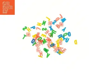 Plastikbogstaver (str. ca. 2 cm)