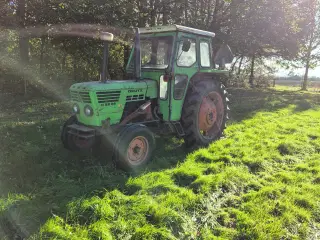 Deutz D5206 inklusiv frontlæsser