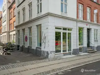 Lyst lejemål med ekstra lagerplads på Nørrebro