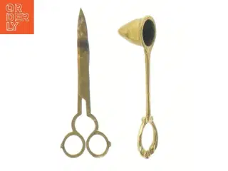 Gammel lysesaks og lyseslukker i messing (str. 15 og 16 cm)