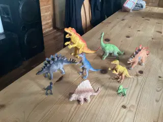 Dinosauer og Vilde Dyr
