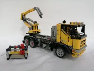 LEGO Technic lastbil med kran