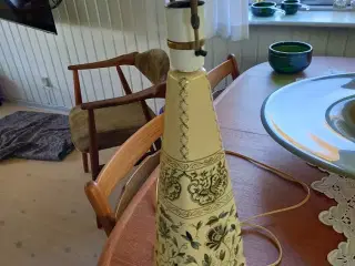 Bordlampe i keramik