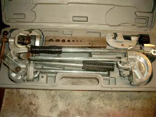 Rør bukker og krave værktøj