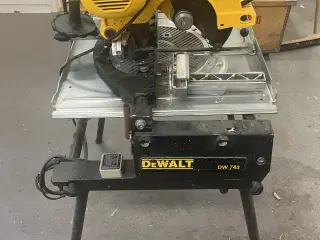 dewalt DW743 vendbar sav