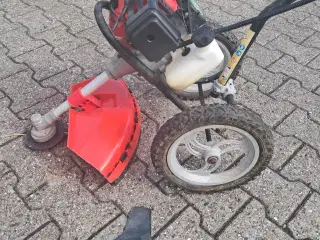 Buskrydder på hjul / græstrimmer
