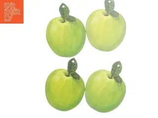 Træbakker med æblemotiv
