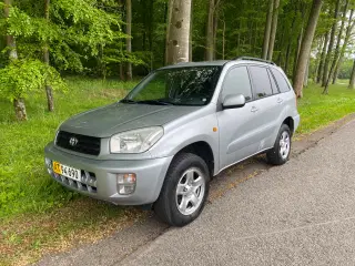 Toyota Rav 4 2.0 150hk 4x4 Benzin