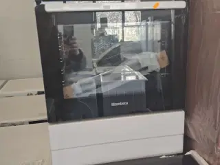 Komfur, ubrugt  BLOMBERG