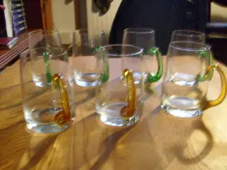 Glas med grøn og orange hank