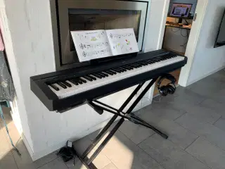 Yamaha P-45 el klaver