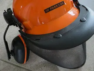 Beskyttelseshjelm m. visir og høreværn