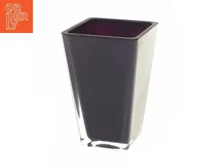 Firkantet vase (str. 17 cm)