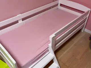 Juniorseng med madras