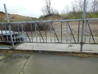 - - - Fangegitter 3 m, 5 hul.