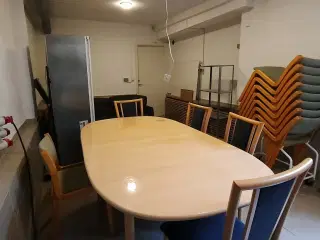 Kontor, butik, uddanelse lokale