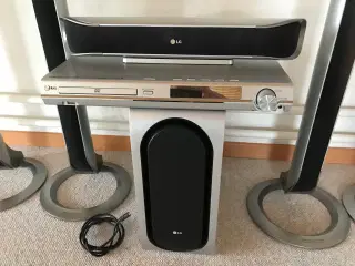 LG DVD Resiever 75w Sourround System