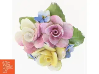 Broche med blomstermotiv (str. 4 cm)