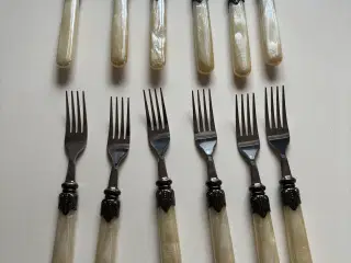 Elegant - retro bestik består af 24 dele