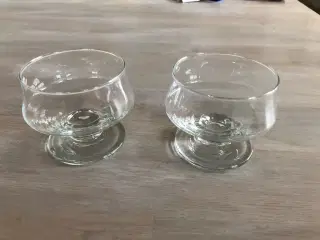 12 glas til rejecocktail eller isdessert