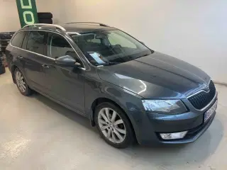 Skoda Octavia 1,6 TDi 110 Style Combi DSG