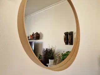Stort lækkert spejl.