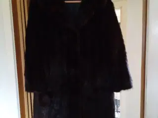 Pelsfrakke til salg