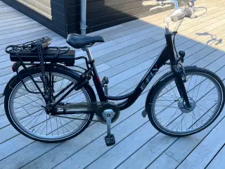 El cykle. Står i Blokhus 