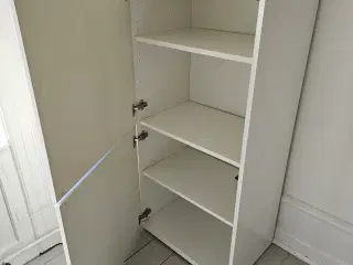 Ikea skabe gives væk