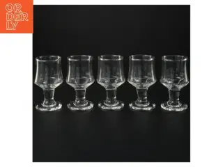Sæt med 5 små glas (str. H 9 cm. ø. 4,5 cm)