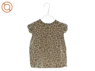 Bluse fra Bakito (str. 68)